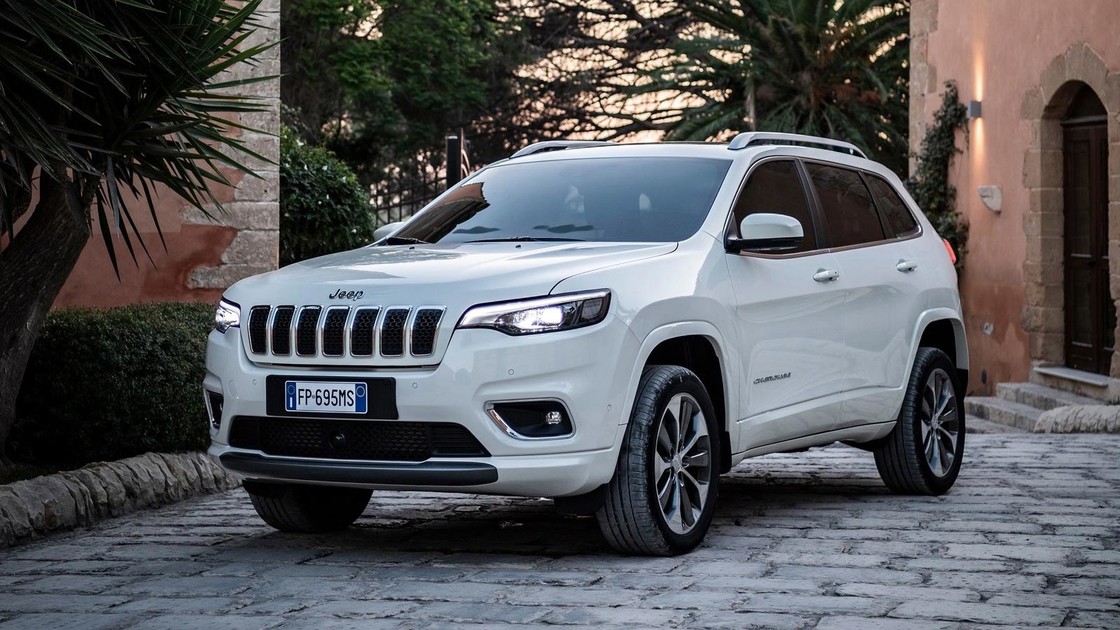 Jeep-Cherokee_EU-Version-2019-1600-10