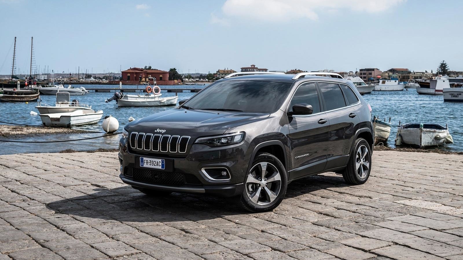 Jeep-Cherokee_EU-Version-2019-1600-1b