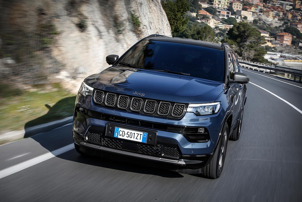 7 JeepCompass 80th Anniversary Jeep Compass 2020